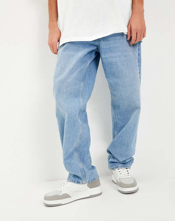 Белые мужские хайтопы 2990₽