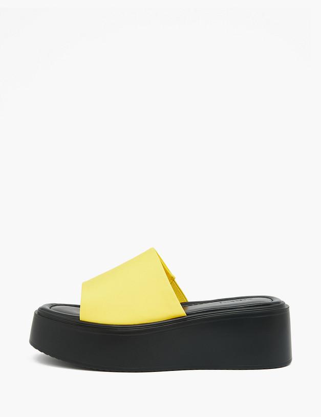 Желтые женские сабо на платформе MASCOTTE 233-3183723-2418 | ракурс 1 Желтые женские сабо на платформе MASCOTTE 233-3183723-2418 | ракурс 1