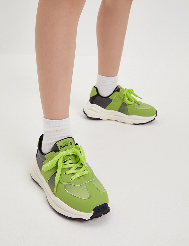 Зеленые детские кроссовки на массивной подошве MASCOTTE 234-412621-0604 | ракурс 1