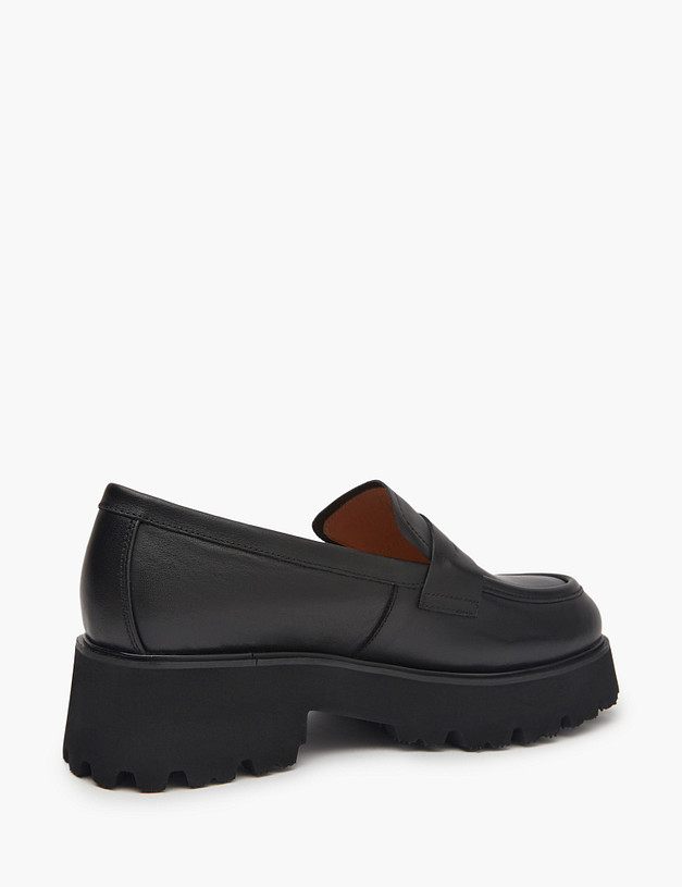 Черные женские лоферы на массивной подошве MASCOTTE 195-510511-3100M | ракурс 3 Черные женские лоферы на массивной подошве MASCOTTE 195-510511-3100M | ракурс 3