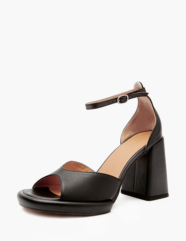 Черные кожаные женские босоножки MASCOTTE 126-413011-3501M | ракурс 2 Черные кожаные женские босоножки MASCOTTE 126-413011-3501M | ракурс 2