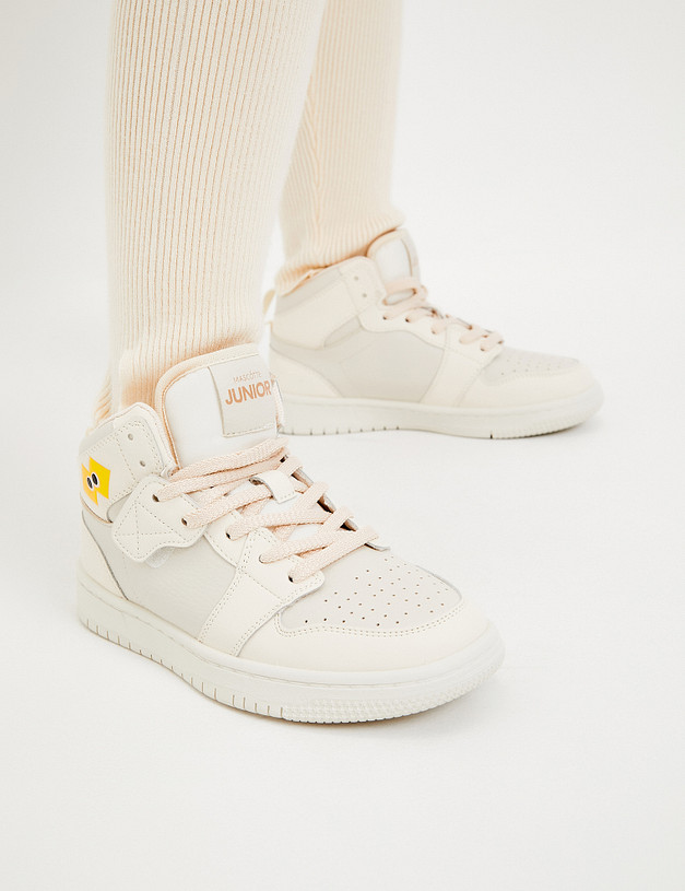 Молочные высокие кроссовки для девочек MASCOTTE 234-321921-0601 | ракурс 8