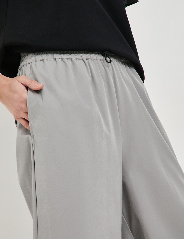 Серые женские шорты MASCOTTE 834-5107-2410 | ракурс 3