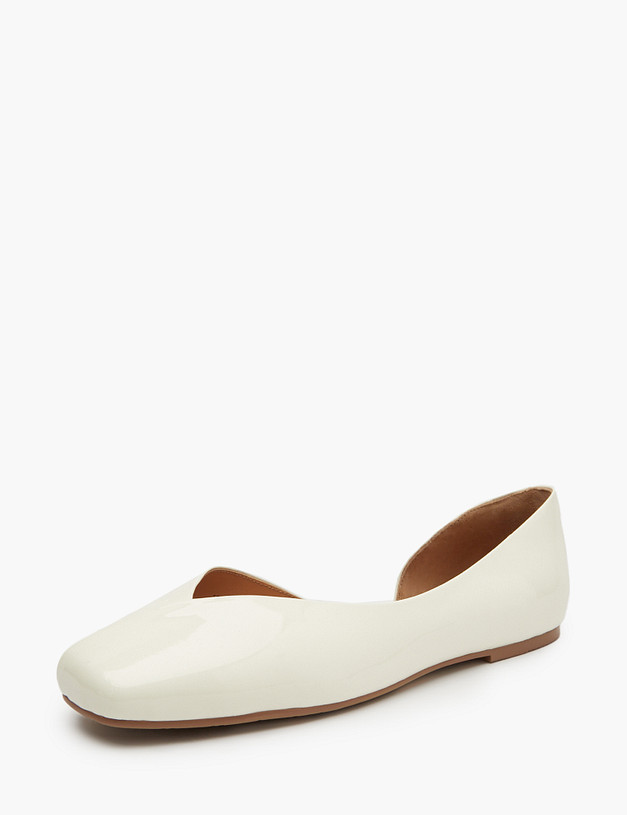 Молочные лакированные женские балетки MASCOTTE 126-512911-3778M | ракурс 4