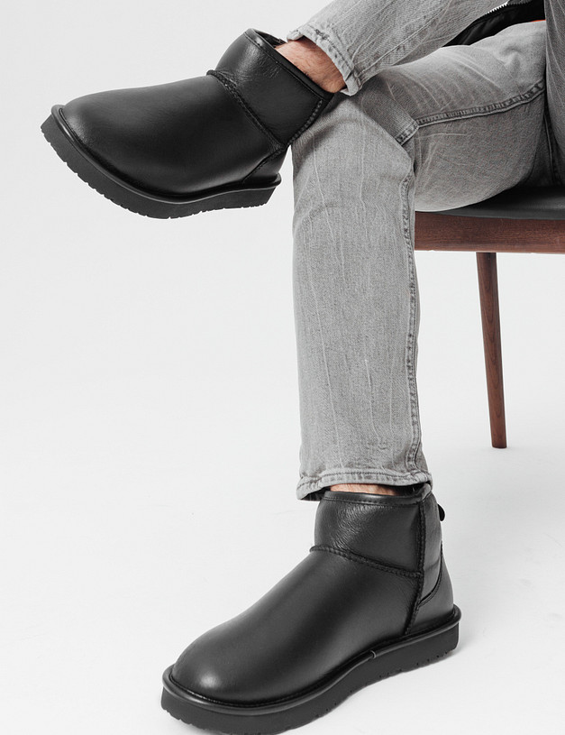 Черные кожаные мужские угги MASCOTTE 128-029331-0902 | ракурс 2