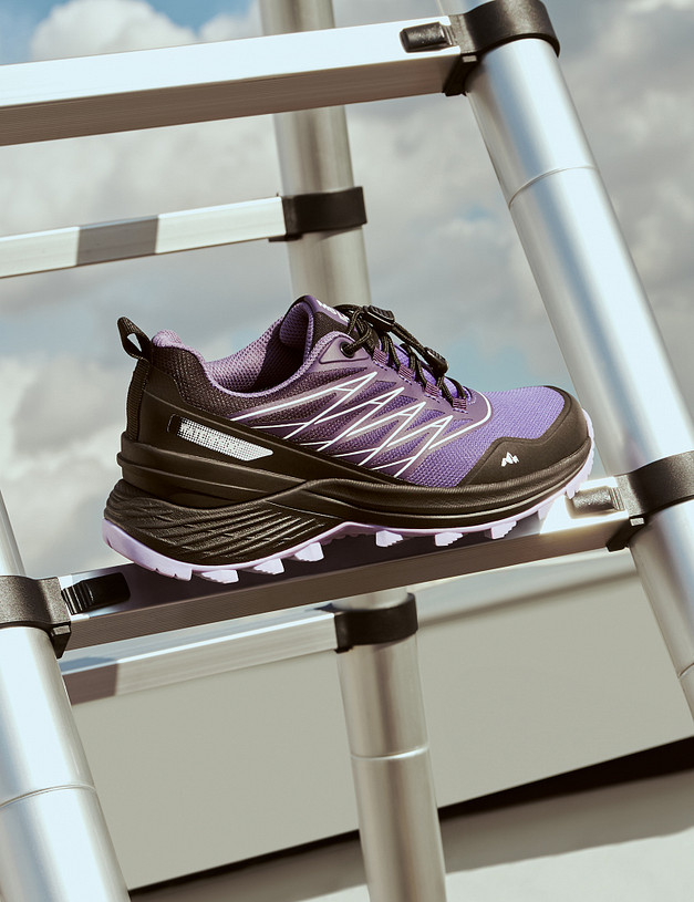 Фиолетовые женские кроссовки MASCOTTE 18-421122-0207 | ракурс 1 Фиолетовые женские кроссовки MASCOTTE 18-421122-0207 | ракурс 1