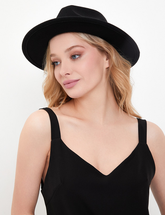 Черная женская шляпа MASCOTTE 783-4103-2402 | ракурс 1 Черная женская шляпа MASCOTTE 783-4103-2402 | ракурс 1