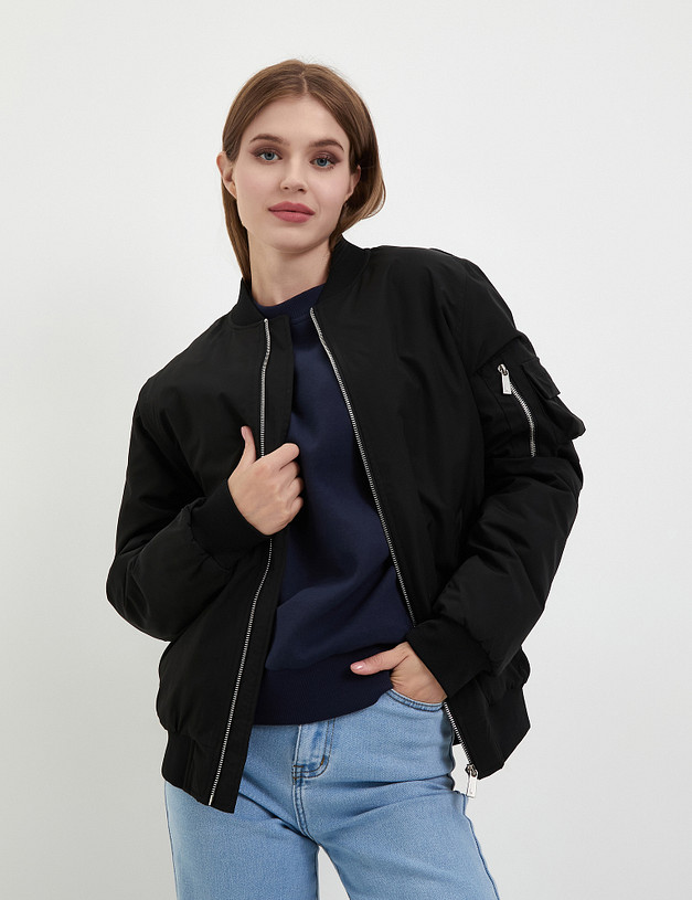 Черный женский бомбер MASCOTTE 234-3302-2402 | ракурс 2