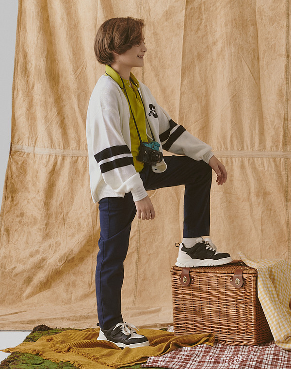 234-412521-0602 Полуботинки для активного отдыха мальч./девич. и.кожа-кож.спилок/текстиль черн-бел, Mascotte JUNIOR