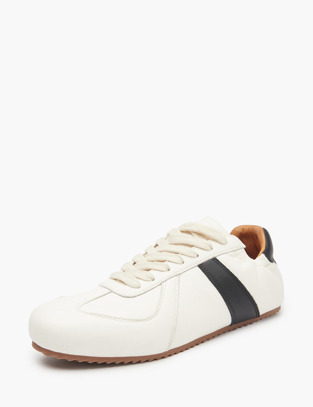 Молочные женские кроссовки MASCOTTE 234-512411-0601 | ракурс 3 Молочные женские кроссовки MASCOTTE 234-512411-0601 | ракурс 3