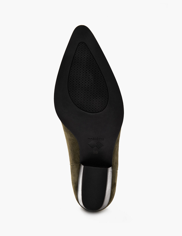 Оливковые женские казаки из велюра MASCOTTE 126-3203921-0604 | ракурс 5 Оливковые женские казаки из велюра MASCOTTE 126-3203921-0604 | ракурс 5