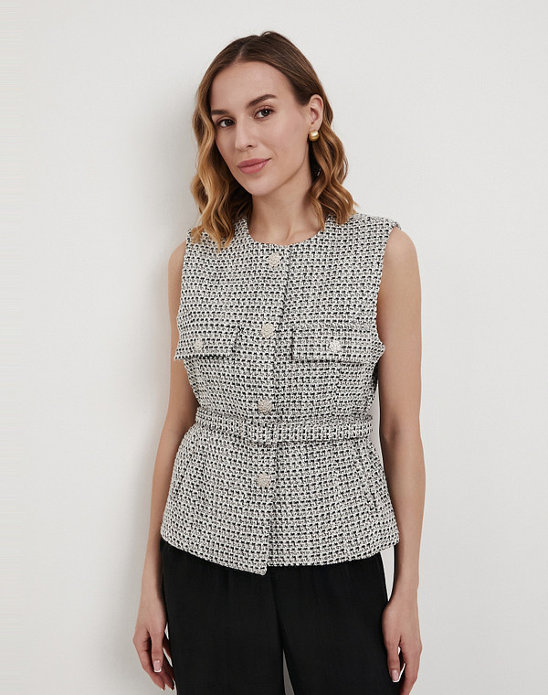 Черный женский жилет