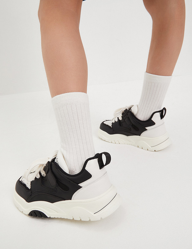 Черно-белые детские кроссовки MASCOTTE 234-412521-0602 | ракурс 10