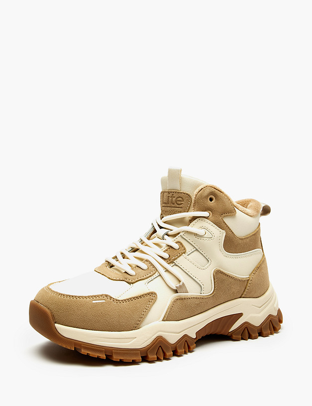 Молочные женские кроссовки MASCOTTE 189-520221-0601 | ракурс 2