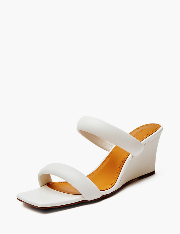 Молочные женские мюли на танкетке MASCOTTE 94-410511-0501 | ракурс 2