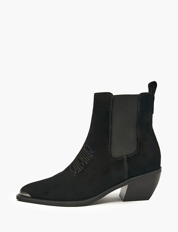 Черные женские казаки с вышивкой MASCOTTE 233-520922-0602 | ракурс 1