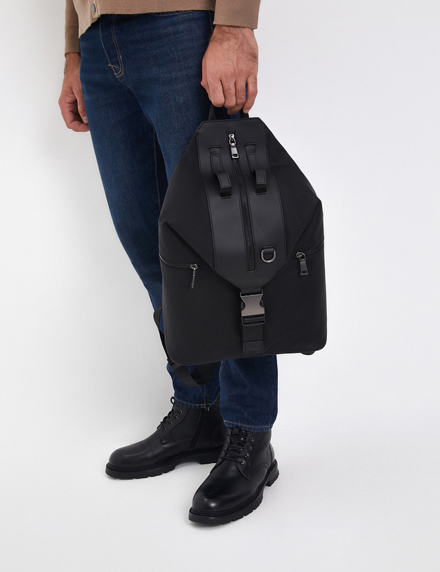 Черный мужской рюкзак MASCOTTE 604-4227-202 | ракурс 1 Черный мужской рюкзак MASCOTTE 604-4227-202 | ракурс 1