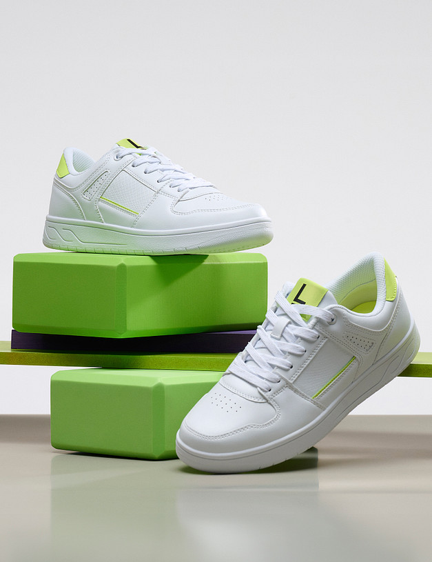 Белые женские кеды MASCOTTE 181-411121-0601 | ракурс 1 Белые женские кеды MASCOTTE 181-411121-0601 | ракурс 1