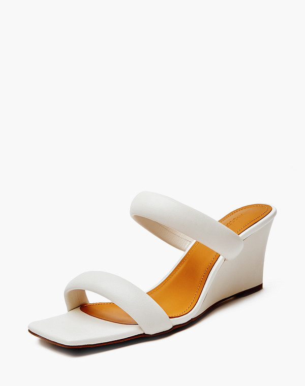 94-410511-0501 Туфли летние женские нат.кожа/нат.кожа молочн, Mascotte