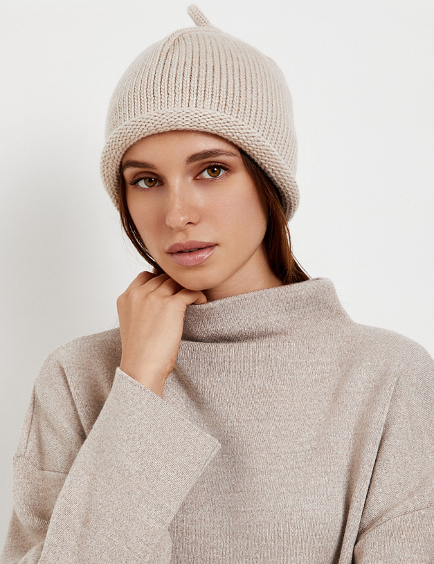 Бежевая женская шапка MASCOTTE 781-5204-7508 | ракурс 1