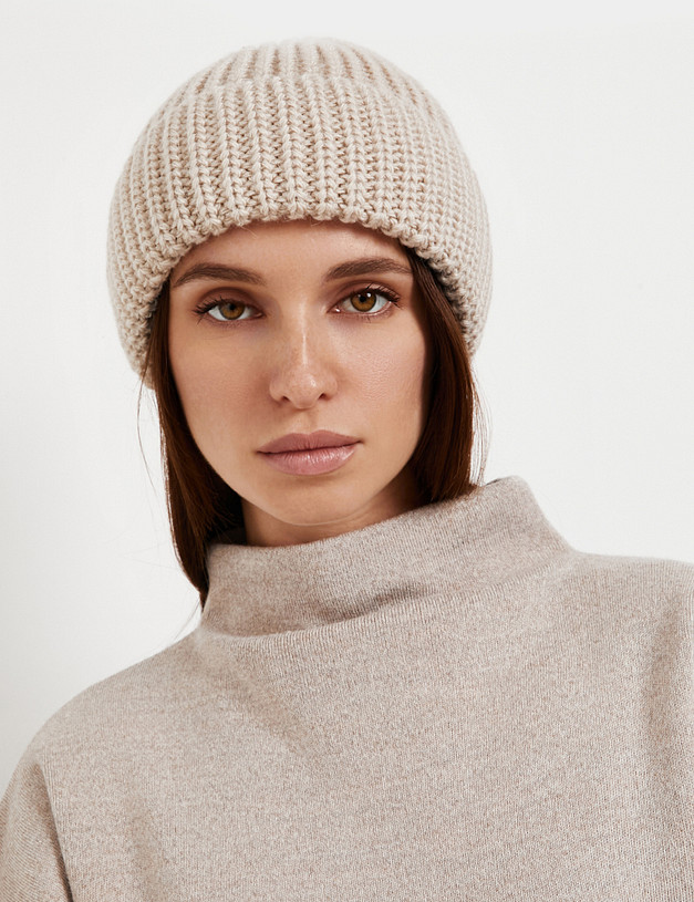 Светло-бежевая женская шапка-бини MASCOTTE 781-5205-7508 | ракурс 1