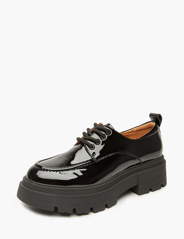 Черные женские дерби на платформе MASCOTTE 234-326612-3701M | ракурс 3 Черные женские дерби на платформе MASCOTTE 234-326612-3701M | ракурс 3