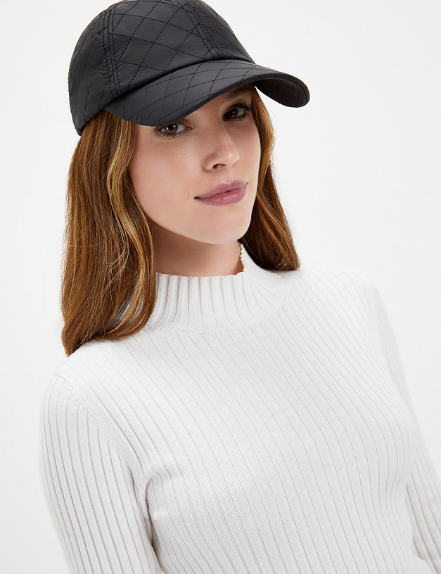 Черная стеганая кепка MASCOTTE 746-2202-2402 | ракурс 5 Черная стеганая кепка MASCOTTE 746-2202-2402 | ракурс 5