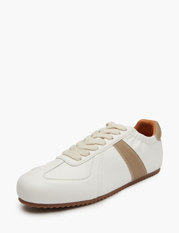 Молочные женские кроссовки MASCOTTE 234-512411-0608 | ракурс 2