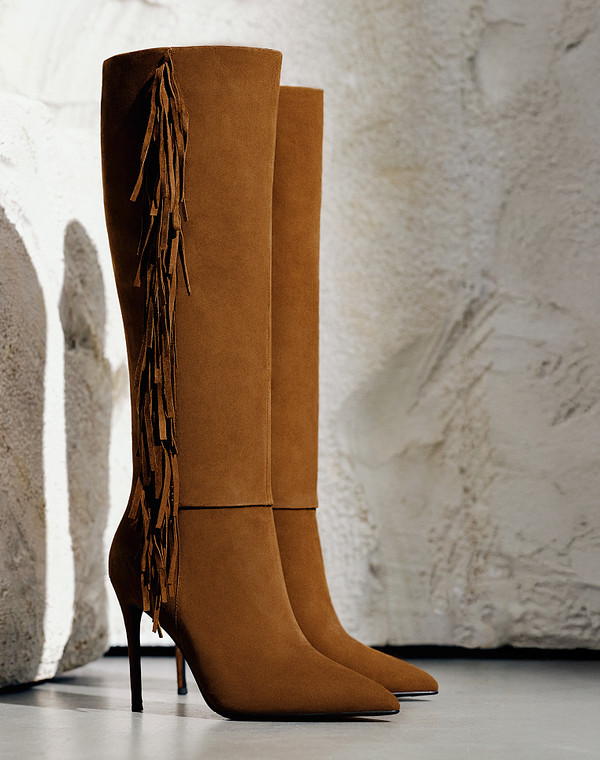 Коричневые женские сапоги 10990₽