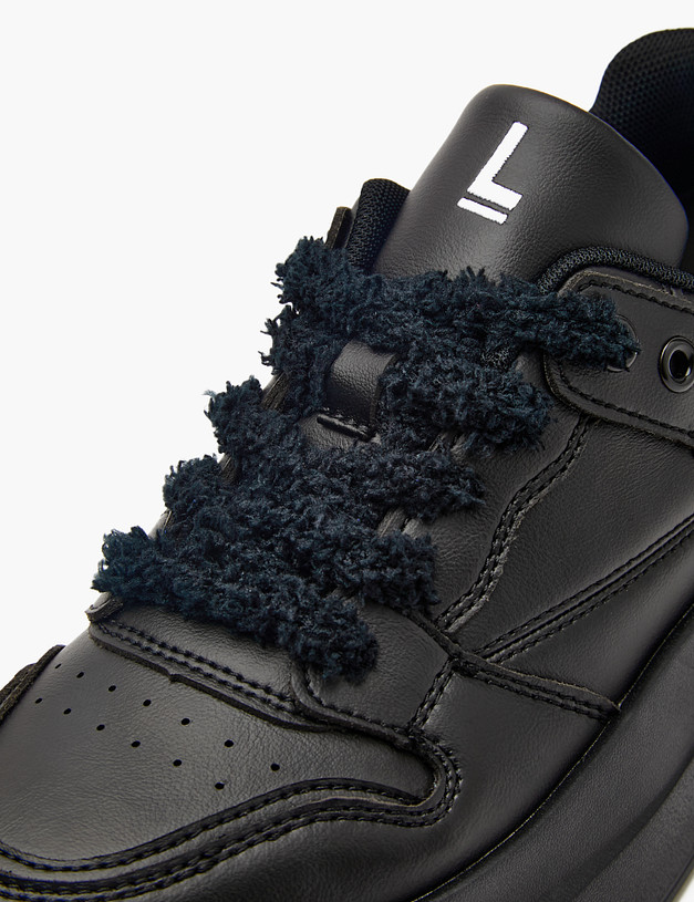 Черные женские кеды с пушистыми шнурками MASCOTTE 156-410921-0602 | ракурс 7