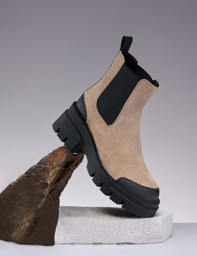 Бежевые велюровые женские челси MASCOTTE 233-321721-0608 | ракурс 1