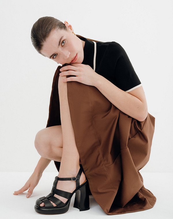 233-4123713-0102 Туфли летние женские нат.кожа/нат.кожа черн, Mascotte