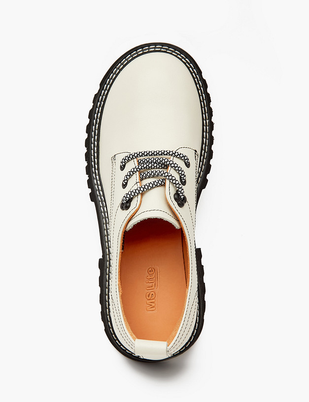 Белые кожаные женские дерби MASCOTTE 58-410611-7115M | ракурс 4 Белые кожаные женские дерби MASCOTTE 58-410611-7115M | ракурс 4