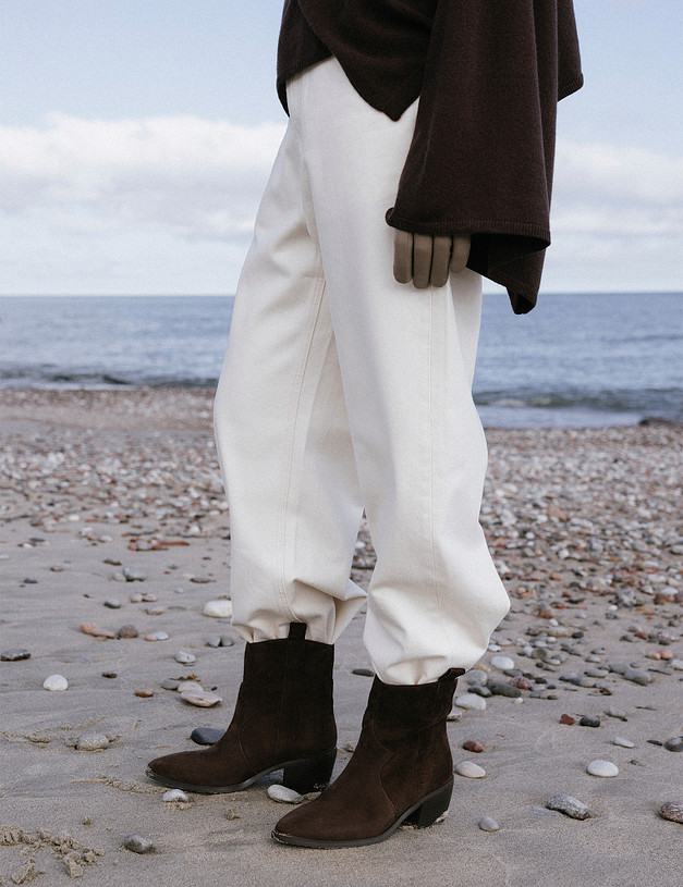 Коричневые женские казаки MASCOTTE 233-3205821-4695M | ракурс 2