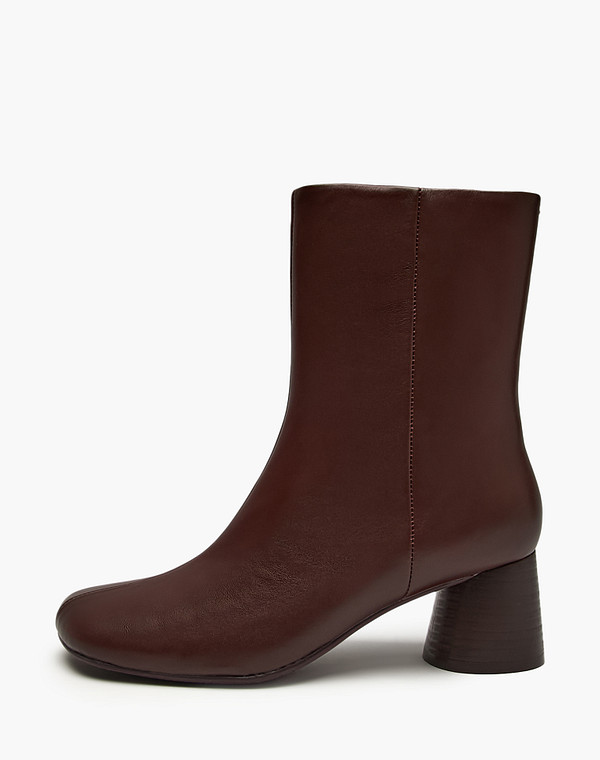 Бордовые женские ботильоны 14990₽