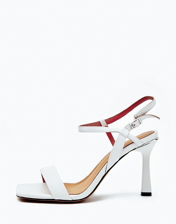 233-411611-0501 Туфли летние женские нат.кожа/нат.кожа бел, Mascotte