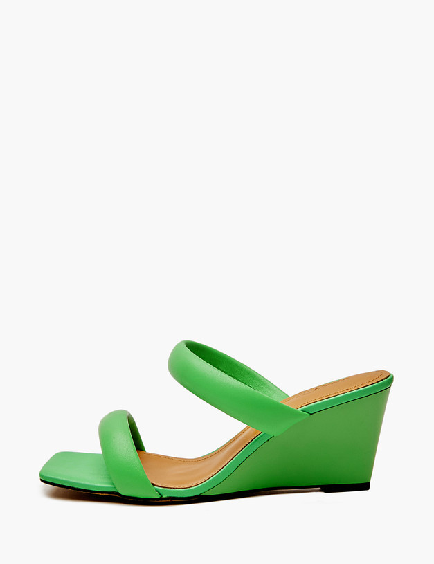 Зеленые женские мюли на танкетке MASCOTTE 94-410511-0504 | ракурс 2