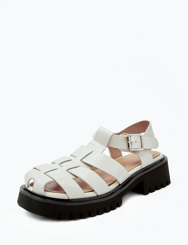 Молочные женские сандалии MASCOTTE 58-411811-0101 | ракурс 3