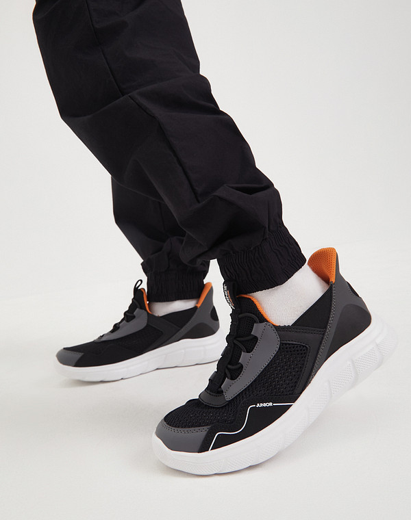 189-412621-0202 Полуботинки для активного отдыха мальч./девич. текстиль-кож.спилок/текстиль черн, Mascotte JUNIOR