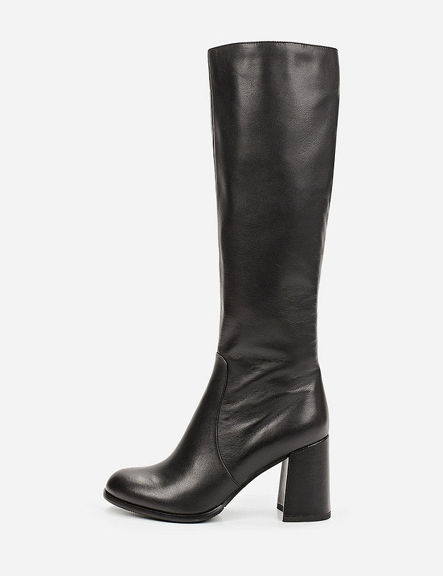 Черные женские сапоги на каблуке MASCOTTE 38-822522-0102 | ракурс 2