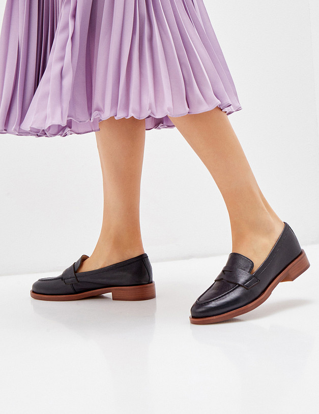 Черные кожаные женские лоферы MASCOTTE 233-110511-0102 | ракурс 6