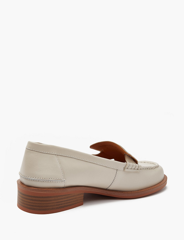 Молочные женские лоферы из кожи MASCOTTE 233-413211-0101 | ракурс 3