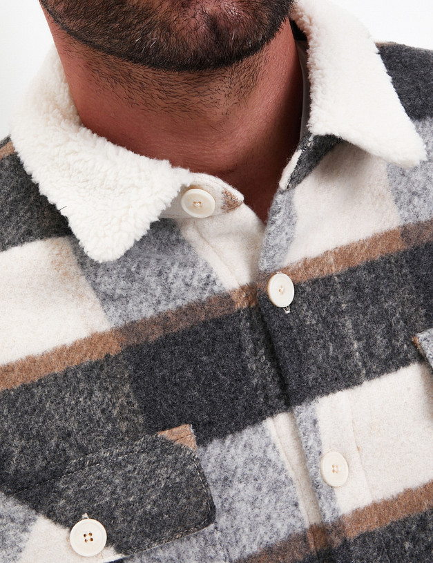 Мужская куртка-рубашка в клетку MASCOTTE 885-4215-7501 | ракурс 3 Мужская куртка-рубашка в клетку MASCOTTE 885-4215-7501 | ракурс 3