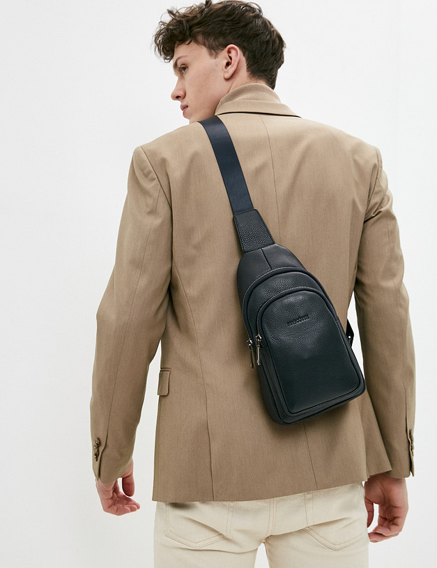 Синяя кожаная мужская сумка-слинг MASCOTTE 604-1101-103 | ракурс 1