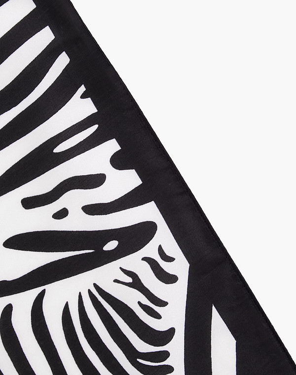 766-6109-2421 Платок женский черн/бел, Mascotte