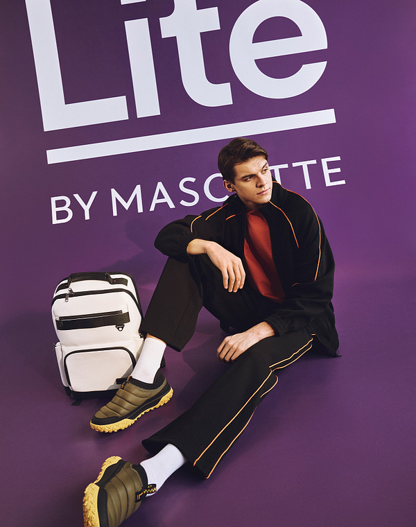 Зеленые мужские дутики 4990₽