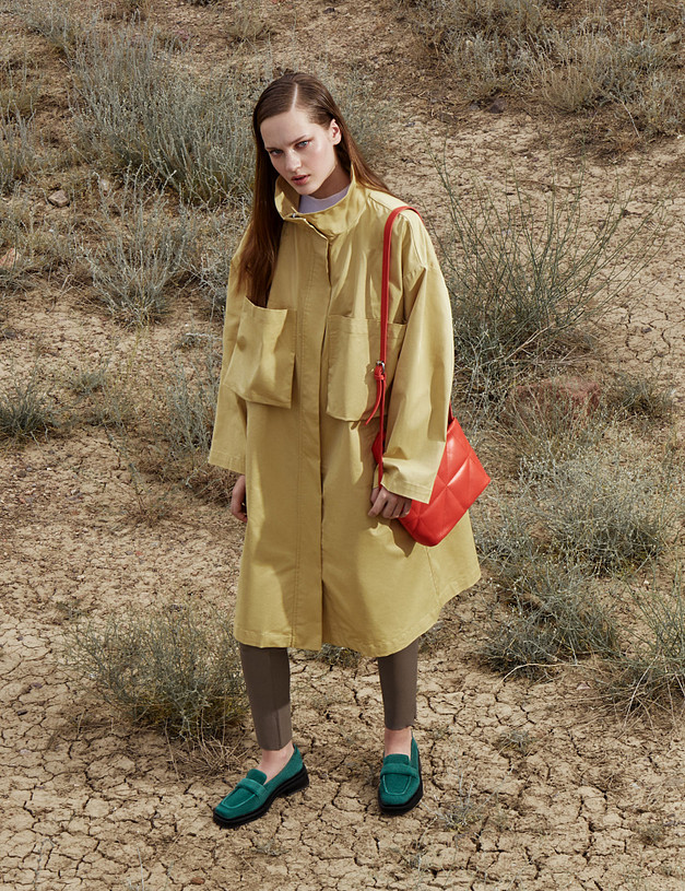 Зеленые женские лоферы из велюра MASCOTTE 233-3204411-0604 | ракурс 1