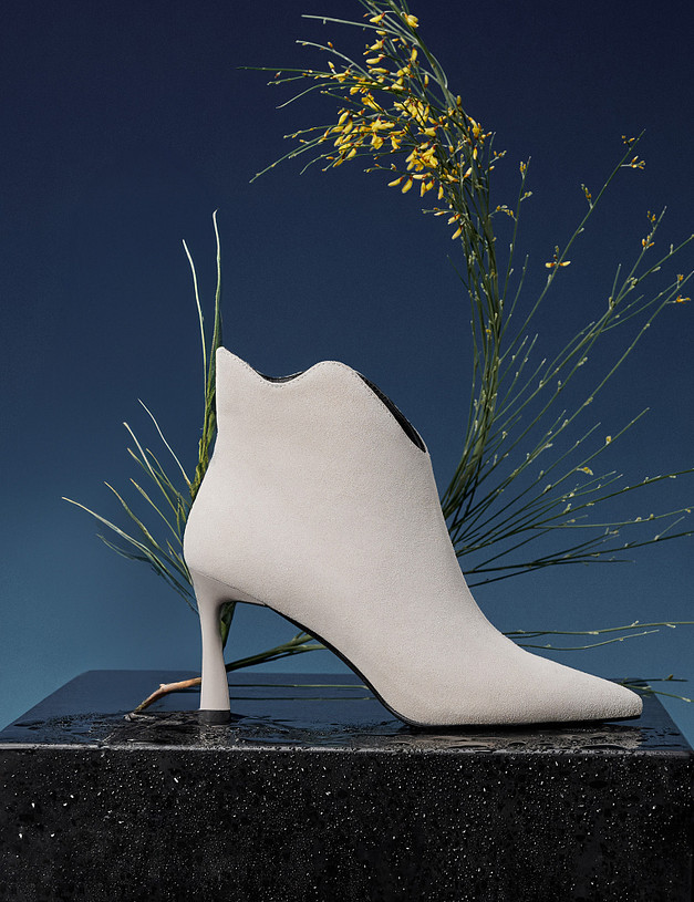 Молочные  женские ботильоны  MASCOTTE 126-410221-0201 | ракурс 1 Молочные  женские ботильоны  MASCOTTE 126-410221-0201 | ракурс 1