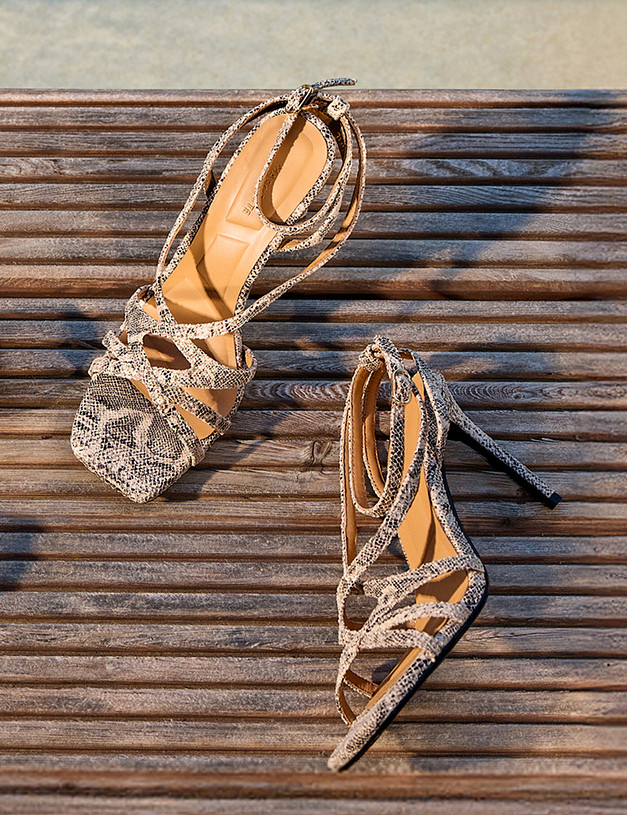 Женские босоножки со змеиным принтом MASCOTTE 126-511813-5503M | ракурс 1