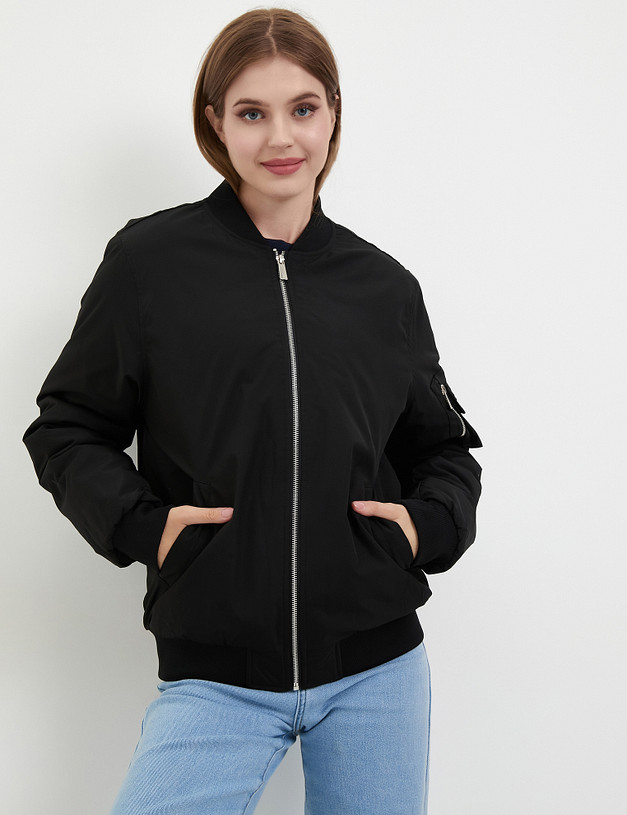 Черный женский бомбер MASCOTTE 234-3302-2402 | ракурс 5